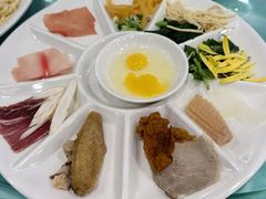 -维笙望湖·天膳源蒙自过桥米线