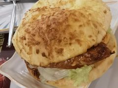 -必胜客(砂之船中东奥莱店)