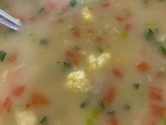 -虹海圣肉饼店家常菜馆