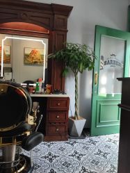 -595barbershop美式油头