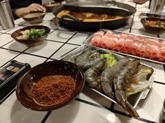 -鹿鸣山草本茶香火锅(园西路店)