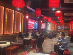 -爱你您·自家鱼塘·活水喷泉鱼火锅(八里店)