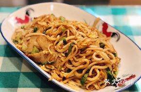 Stir-Fried Handmade Rice Noodles