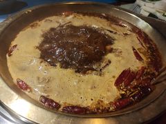 -房子红了鱼豆花重庆老火锅(广厦学院店)