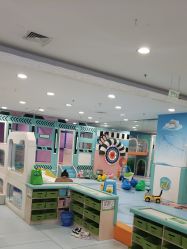 -孩子王童乐园(唐山万达广场店)