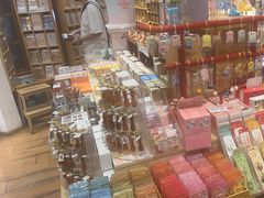 -猫的天空之城概念书店(苏州平江店)