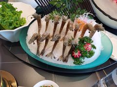 -鼎泰亨·海鲜牛肉餐厅(滨江店)