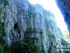 -龙水峡地缝景区