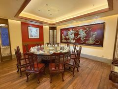 -梅龙镇酒家(南京西路总店)