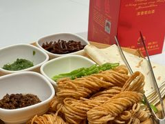 -望海湾鱼头泡饼·天津菜(空港店)
