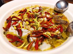 老坛子酸菜鱼（鲈鱼3-4人份）-太二酸菜鱼(广州IFC国金天地店)