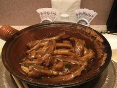 -顶上鱼翅燕窝专卖店