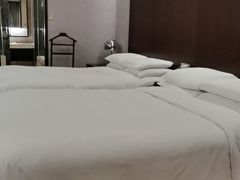 -上海龙之梦万丽酒店