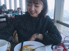 -怡豪大饭店·银顶旋转餐厅