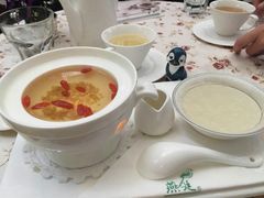 -燕庭·纯燕窝·甜品下午茶(南京西路店)