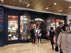 -西西弗书店&矢量咖啡(壹方购物中心店)