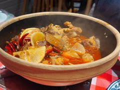 -罗霸蛮老岳阳大排档·鲜货烧烤·土吊子煨砂锅烧菜