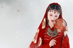 -盘子女人坊古装写真摄影(厦门总店)