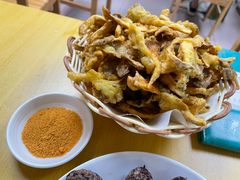 干炸鲜蘑-屋里家延边朝鲜族冷面(南园店)