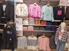 -优衣库(石家庄裕华万达广场店)