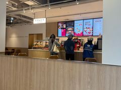 -Tims天好咖啡·贝果(华侨城步行街店)