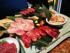 -炼火烤肉店