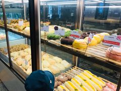 -奈雪的茶(青岛卓悦里INTOWN店)
