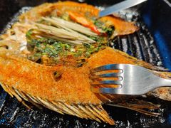 傣族香茅草烤罗非鱼-雀舞云南菜(天津天河城购物中心店)