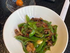 -鱼鲜饭香·招牌汽锅剁椒鱼头王