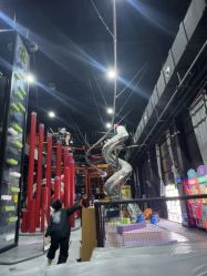 -零重力潮玩运动工厂·蹦床·亲子乐园·(冰山慧谷店)