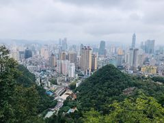 -黔灵山公园-南门售票处