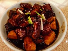 牛筋牛腩炖萝卜-杭州香格里拉·香宫中餐厅