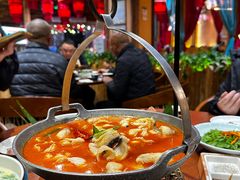 -老滇山寨•云南特色菜•地方菜•民族风情歌舞表演(金碧店)