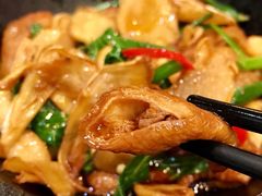 三杯肥肠-老妈私房菜