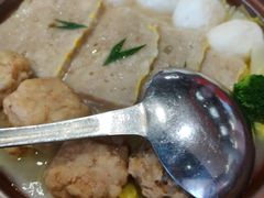 砂锅黄陂三鲜-大中华酒楼·主席武昌鱼·武汉美食地标(江汉路步行街店)