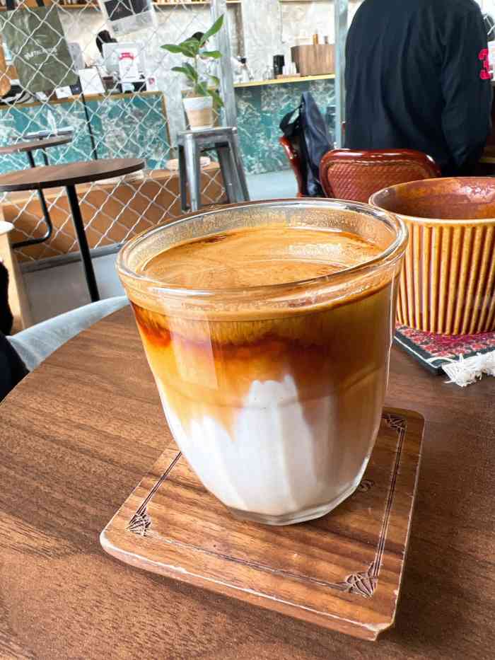 metal hands(雍和宫店)-"饭后来第二家咖啡厅,这家藏在小胡同里,进.