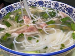 -桥香园云南过桥米线(金马碧鸡店)