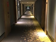 -榆林榆阳西路火车站亚朵酒店