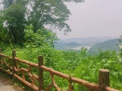 -梁子湖东篱老屋生态庄园
