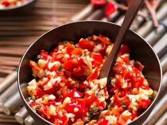 -湘小馆剁椒鱼头(金帝商务大厦店)