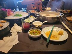澳门鸡脚猪骨煲（小）-官也街澳门火锅(新源里店)