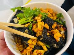 黑色经典臭豆腐-黑色经典臭豆腐·湖南特产(坡子街店)