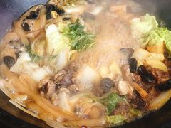 -粘豆包柴火铁锅炖