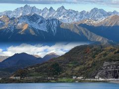 -硗碛藏寨·神木垒景区