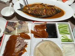 -艳阳天·非遗楚菜(武汉客厅店)