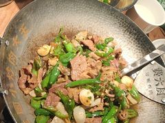 -费大厨辣椒炒肉(万家丽一店)