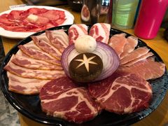 -香猪坊韩国烤肉专属门店(魏公村店)