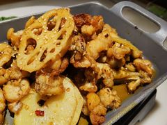馋嘴香锅牛蛙-佬肥猫(国华广场店)