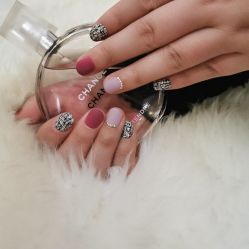 -爱小小美甲美学
