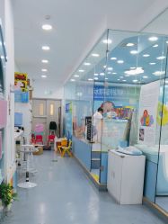 -熊小米专业儿童游泳馆